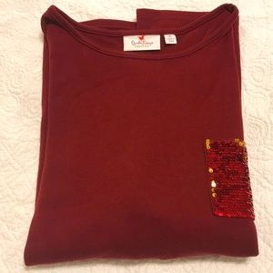 NWOT QF maroon crew neck t-shirt with sequin pocket (XL)